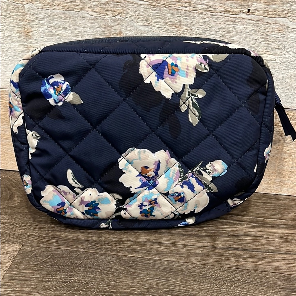 Vera Bradley Blooms and Branches Navy Cord Organizer